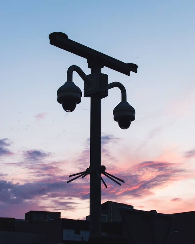 Aspect sécuritaire : les caméras de surveillance en Arabie saoudite